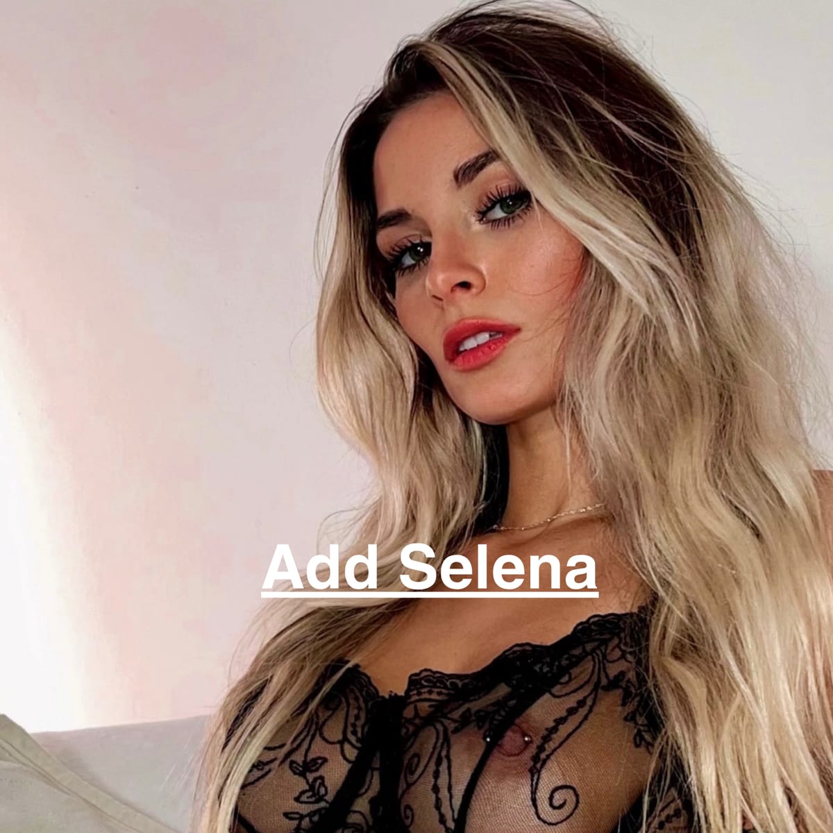 Opening a live cam site in a browser with no download required
